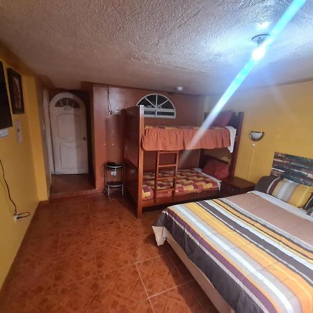 فندق Hostal Miguel Angel كويتو المظهر الخارجي الصورة