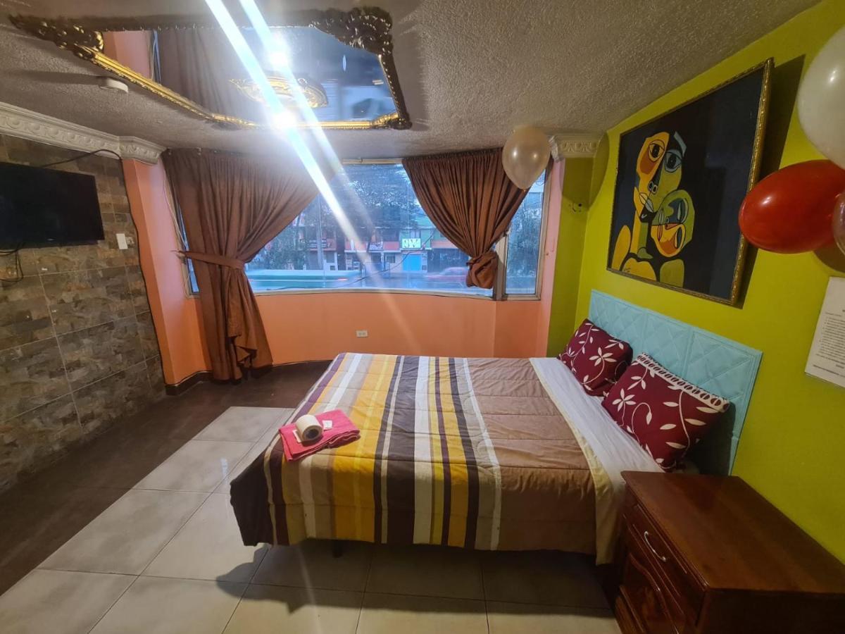 فندق Hostal Miguel Angel كويتو الغرفة الصورة